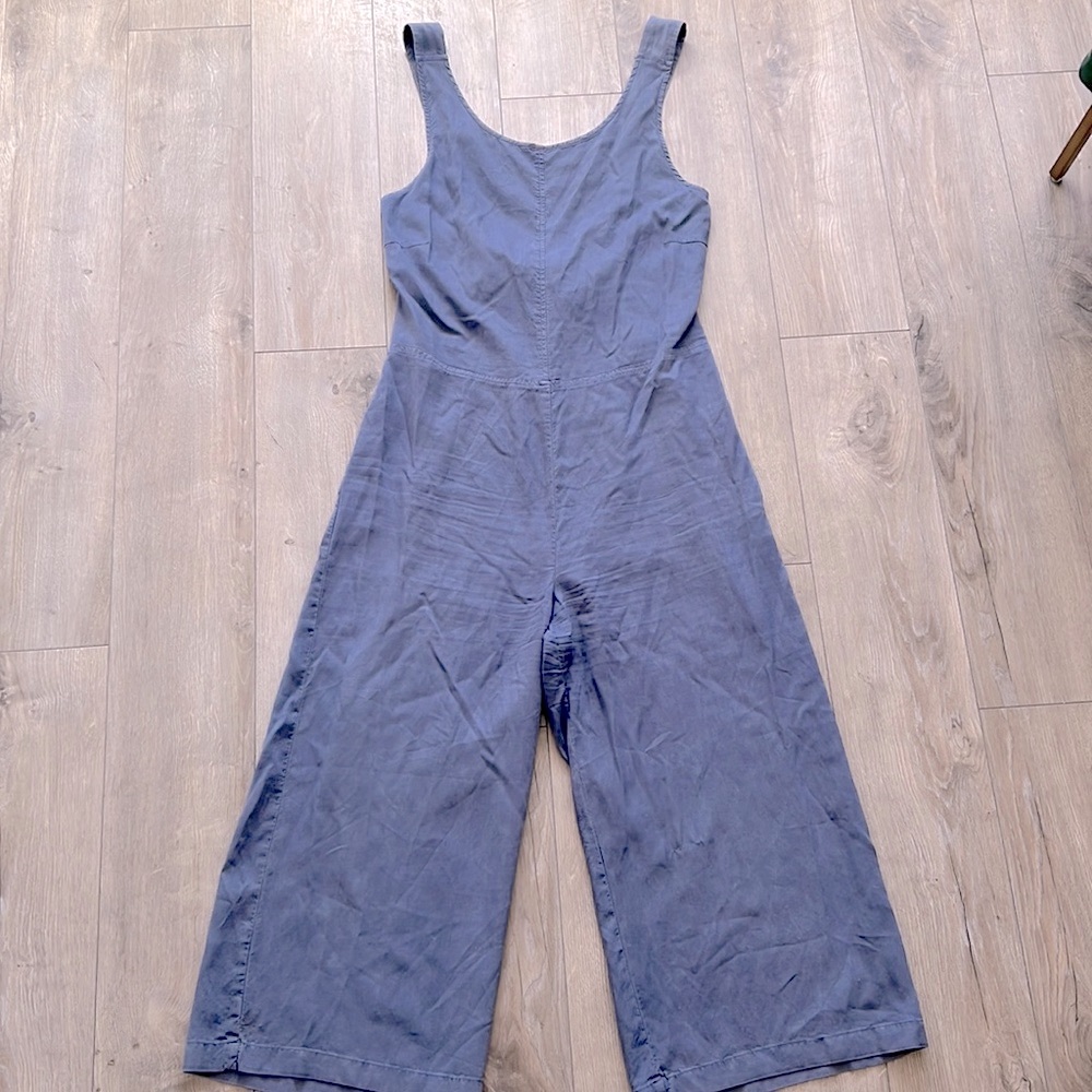 Cloth & Stone wide-leg capri style jumpsuit/overalls